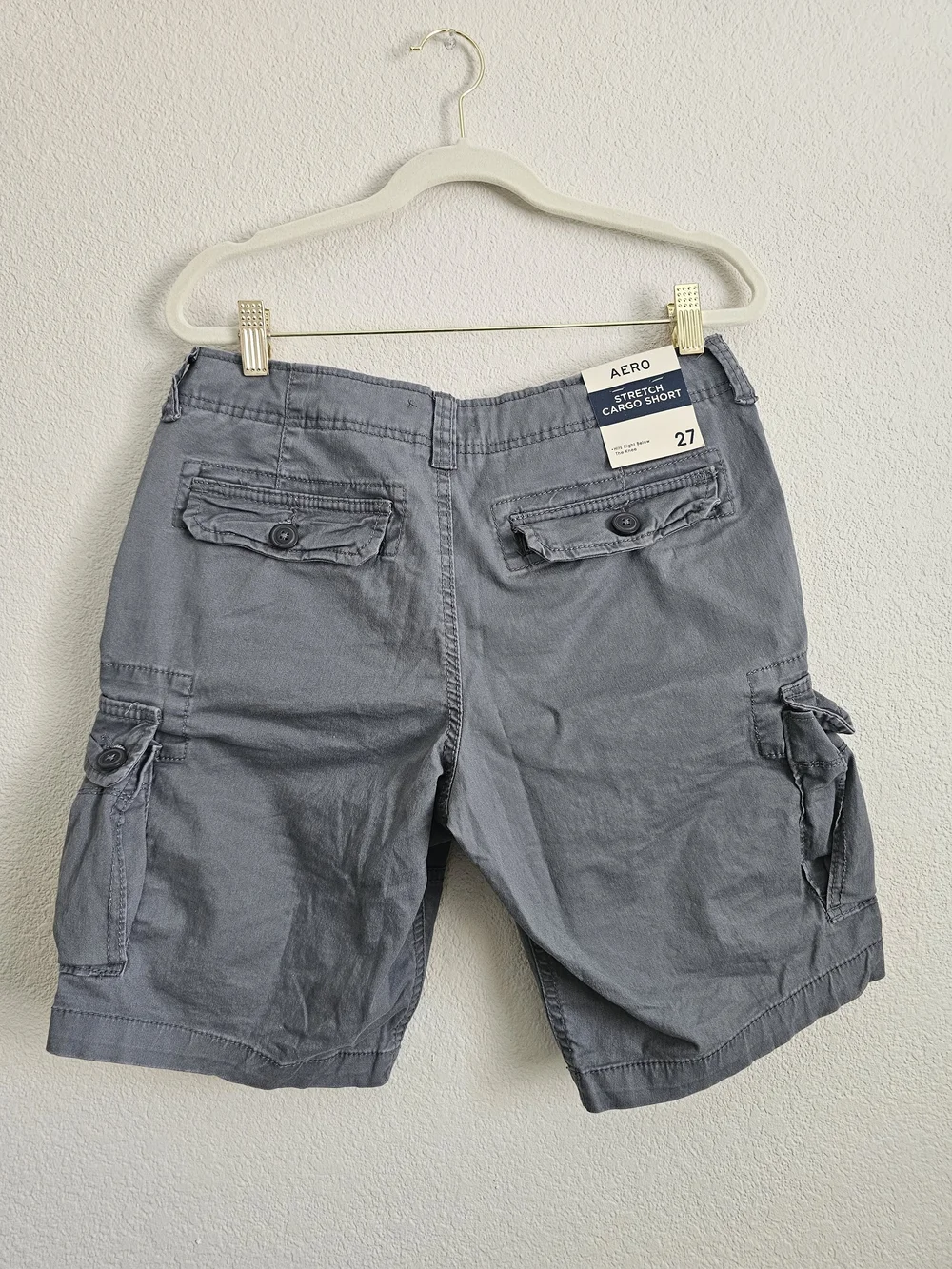 Aeropostale Men's Gray Cargo Shorts - Casual Utility Style